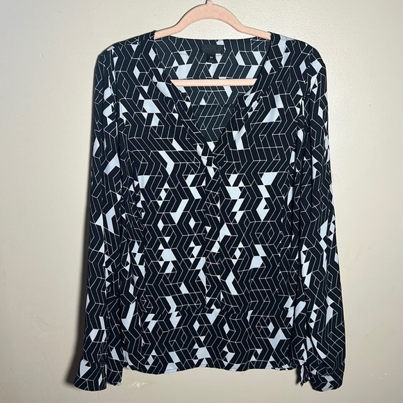 Worthington Plus Geometric Black White Career Top | 2X - Picture 1 of 5